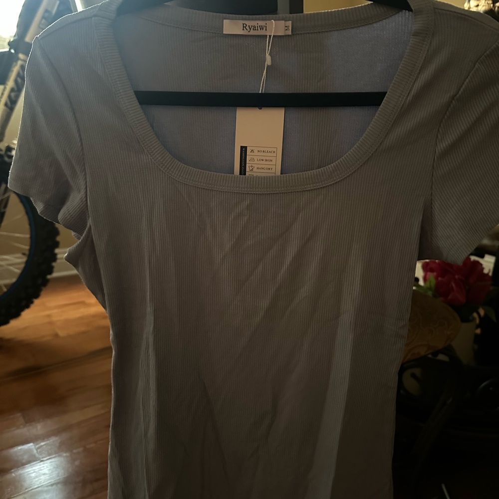 Women's Blue Top size medium
